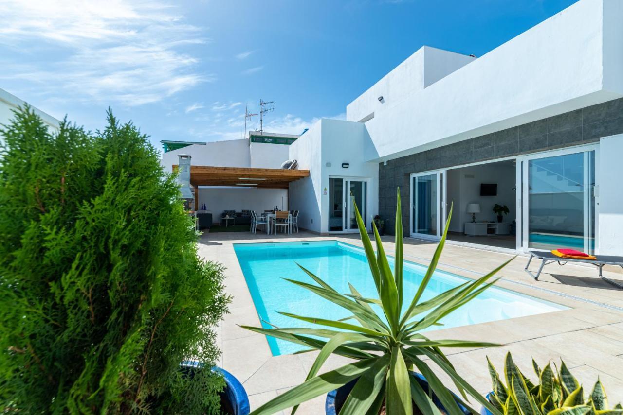 Amaru Villa Puerto del Carmen  Exterior photo
